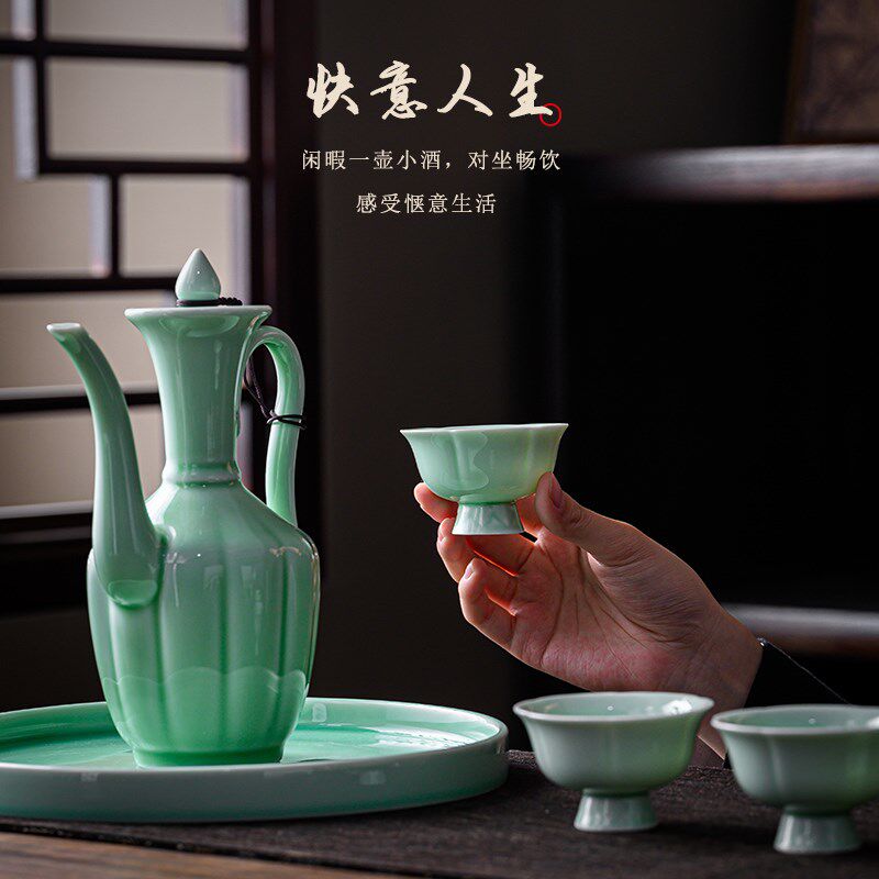 青瓷仿古酒具组套古风家用酒壶陶瓷烈酒杯家用一斤装分酒器小酒盅