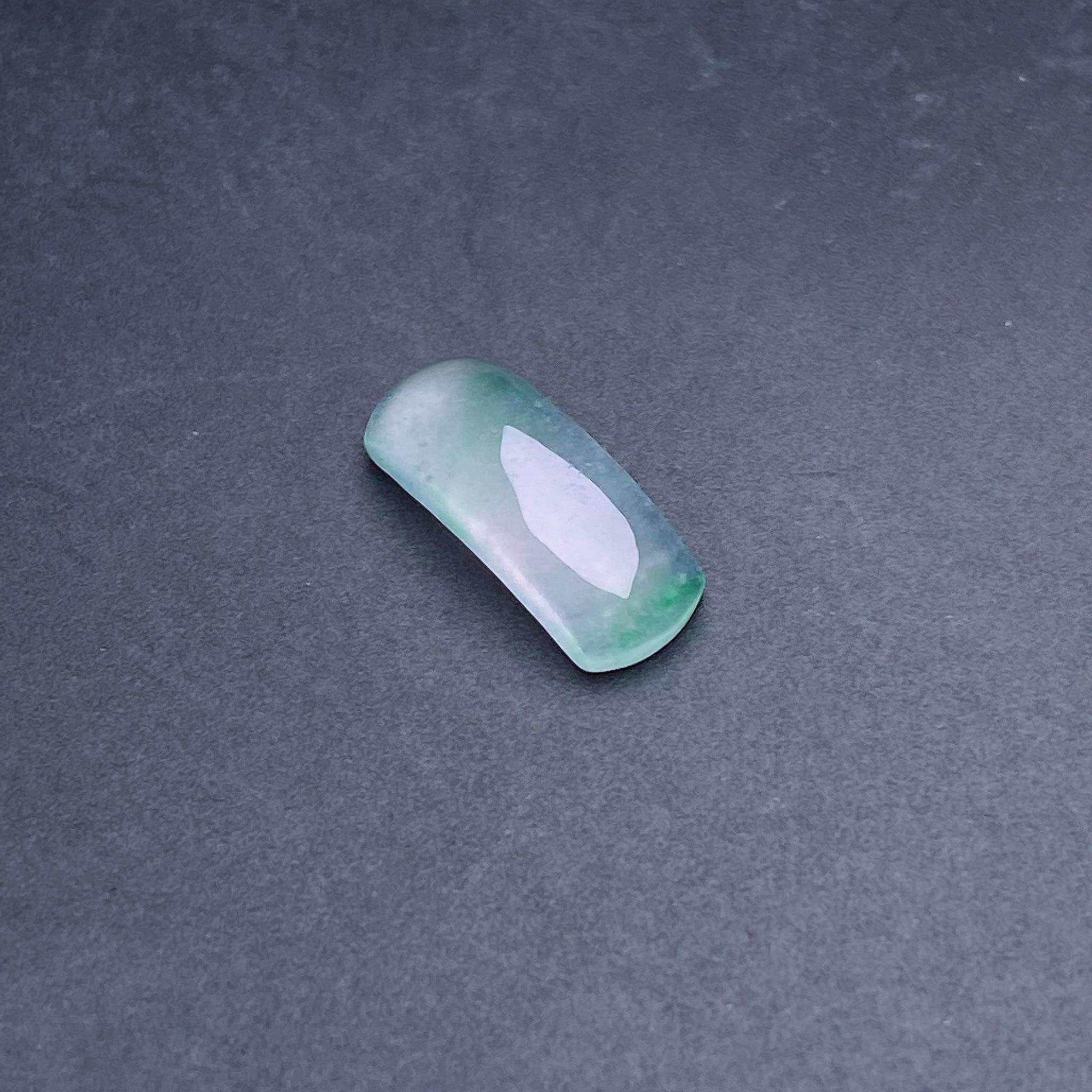 缅甸天然翡翠a货冰飘花马鞍戒面裸石fxj,尺寸:14.3-5.6-3.5mm