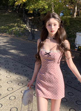 你的懒懒llan【混血甜心】蕾丝蝴蝶结装饰性感露背连衣裙女2026新