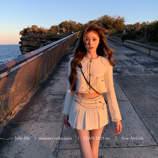 Jenner秀场 Kylie 甜美中式 小香外套 女 你 半裙套装 懒懒llan