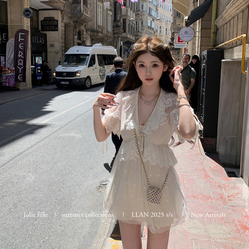 你的懒懒llan少女情诗蕾丝连衣裙