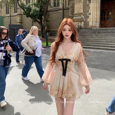 你的懒懒llan花卉印花连衣裙