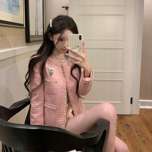 你的懒懒llan【25P美上心坎】重工手工钉珠小雏菊胸针小香外套女