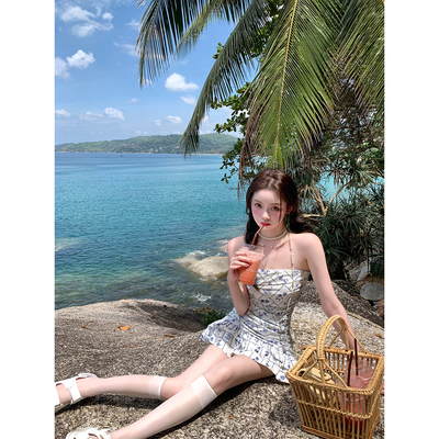 青花瓷套装白色衬衫碎花抹胸裙