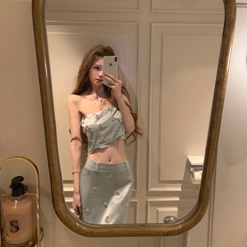 你的懒懒llan钻花m1u系套装女