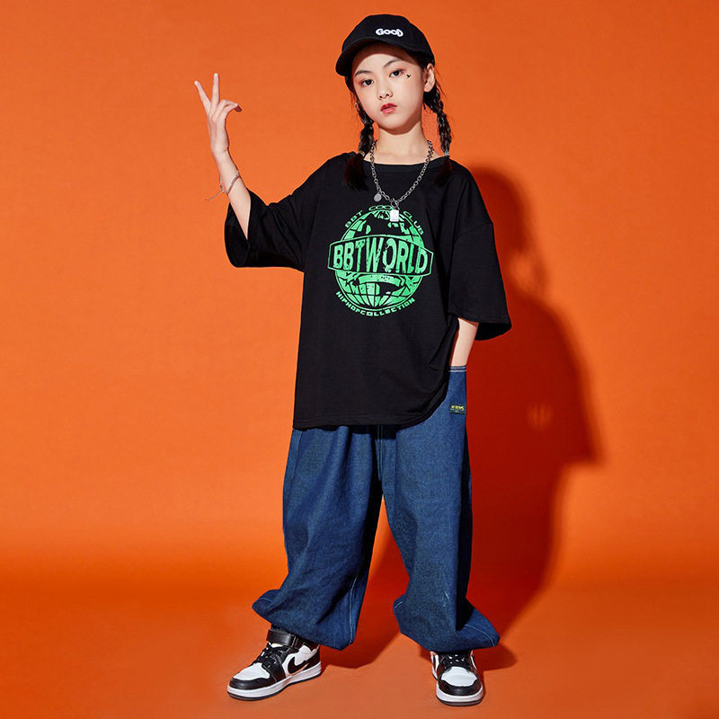 2026新款儿童演出服潮男童宽松原色牛仔舞蹈套装嘻哈街舞女童hi