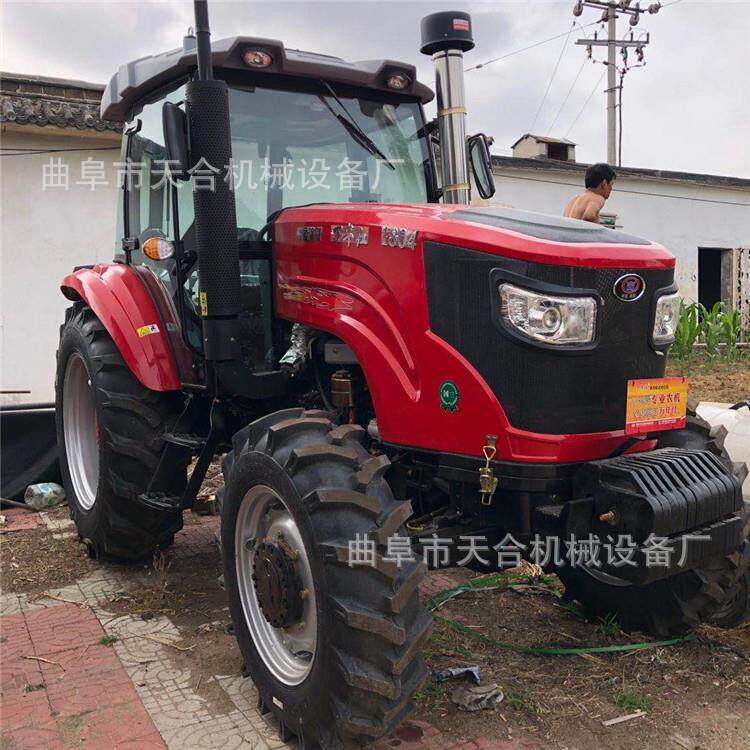 高性价万年红1804拖拉机四驱柴油多缸拖拉机大型深耕拖拉机