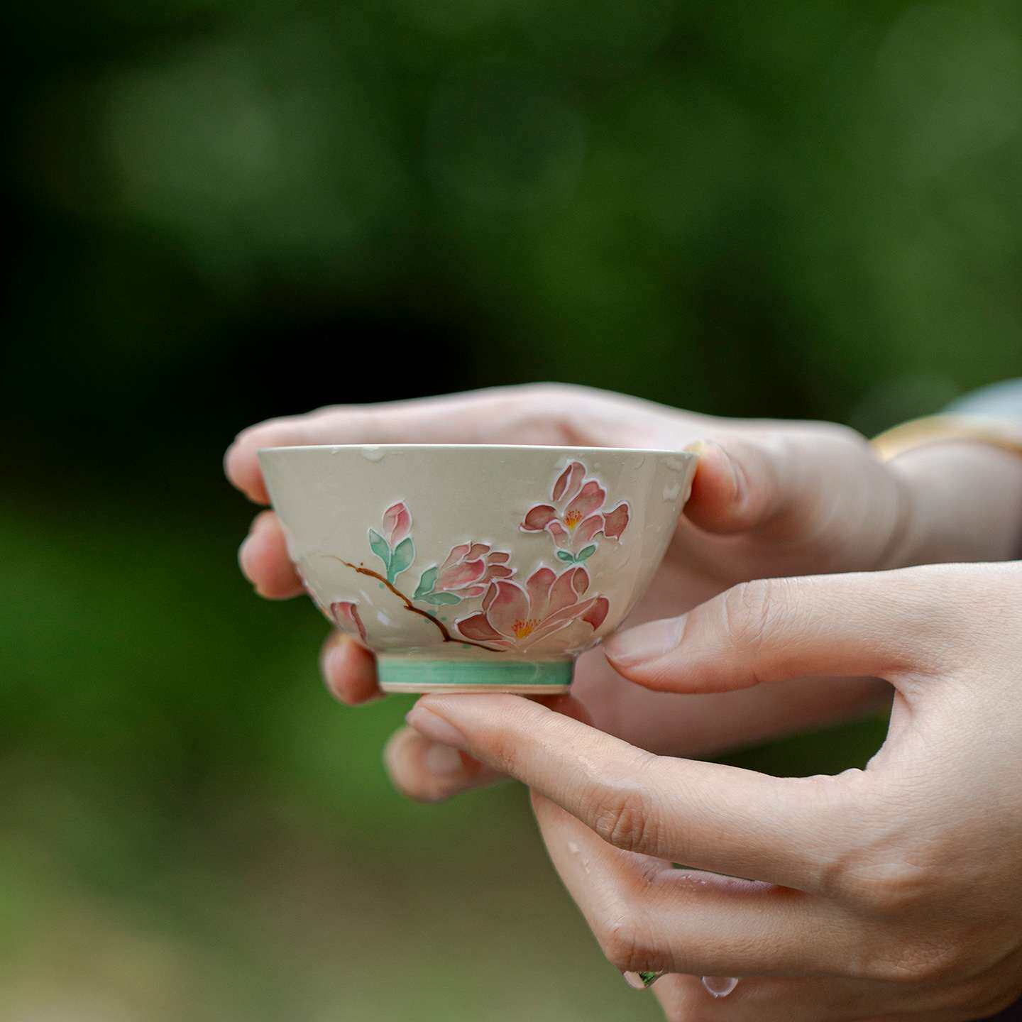 明知山志手绘黛青玉兰有田烧仿古陶瓷家用复古主人品茗杯茶杯子