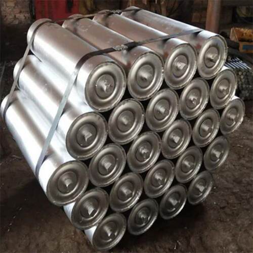 防磁托辊是一种新型的托辊产品 托辊胶带输送机的除铁器下面