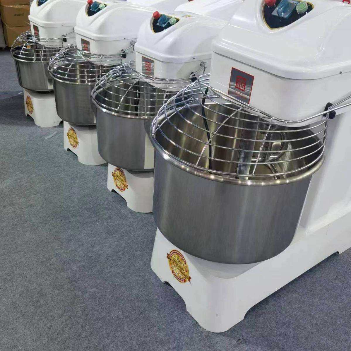 裕飞永强立式和面机商用20L30L40L升25斤双速双动大型搅拌机揉面