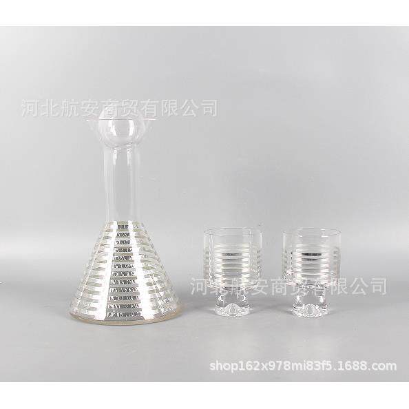 现代简约创意玻璃酒具样板房家居餐桌红酒具醒酒器实用器摆件