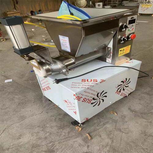厂家揪面烧饼剂子机精准克数无噪音的新款电动型号面团分割机