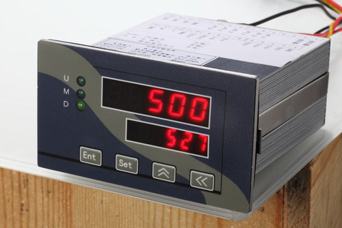 称重测力传感器0到5V 0到10v4到20mA变送器电子秤485通讯显示仪表