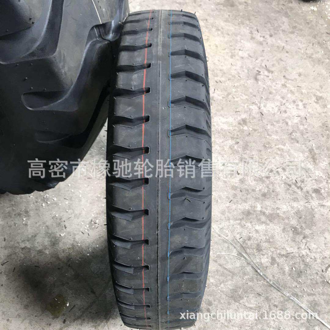 载重轻卡货车尼龙平花轮胎