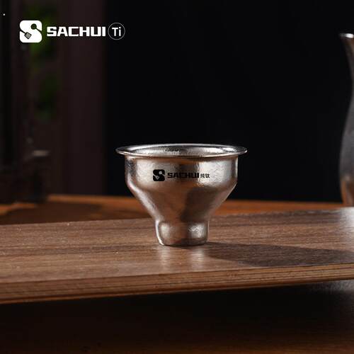 外贸纯钛酒壶漏斗超轻液体打酒器小口径家用油漏子宽口酒漏纯钛酒
