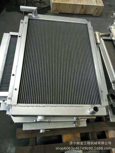 厂家直销现代挖掘机R75 R215 R265 R485水箱 油散 散热器 中冷器
