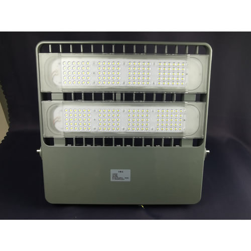 LED投光灯强光防水多瓦数可选