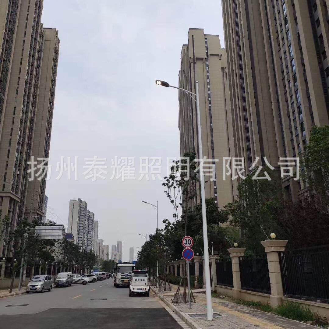 篮球足球场高杆LED灯带升降