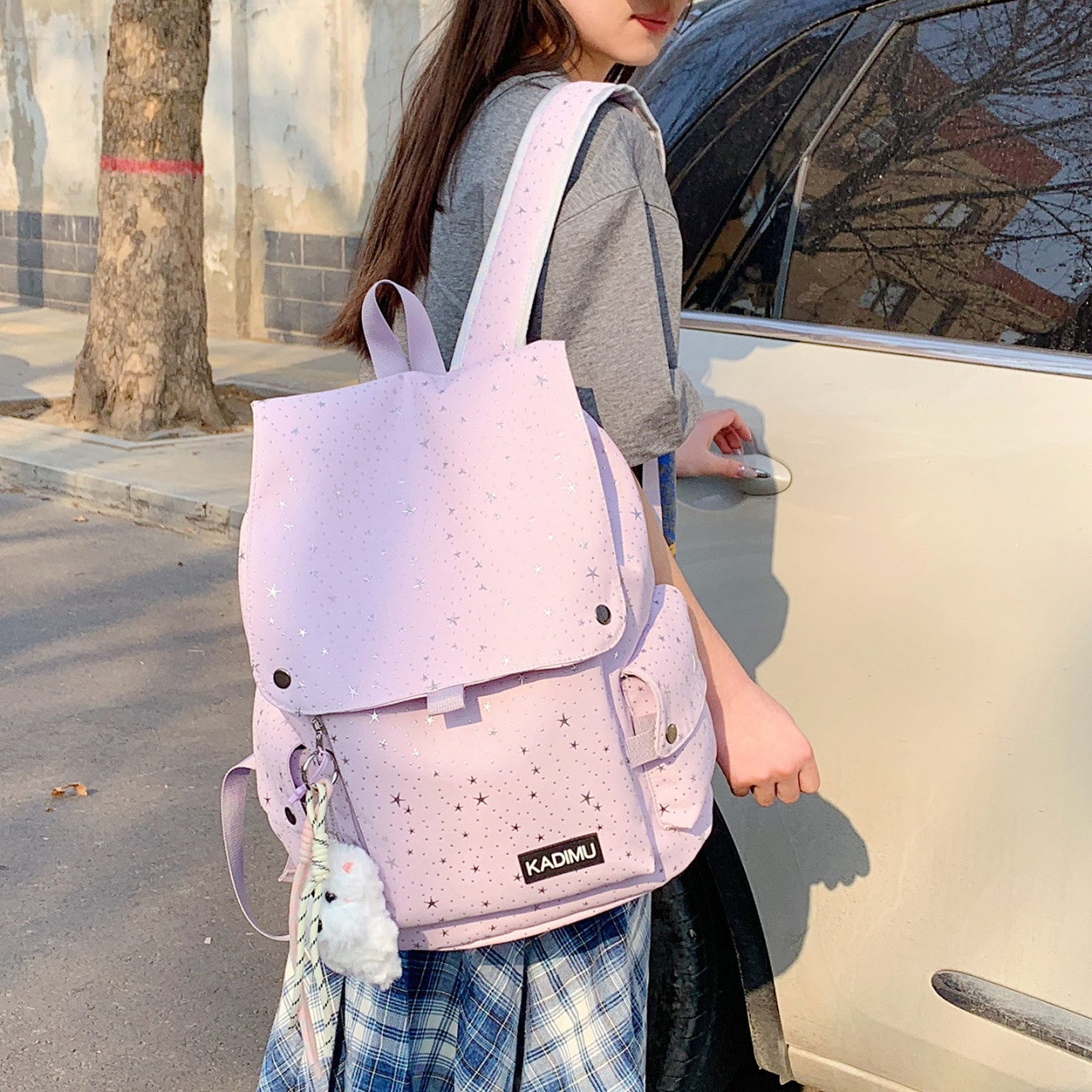 星星印花双肩包女大容量翻盖休闲背包时尚潮流大学生书包简约百搭