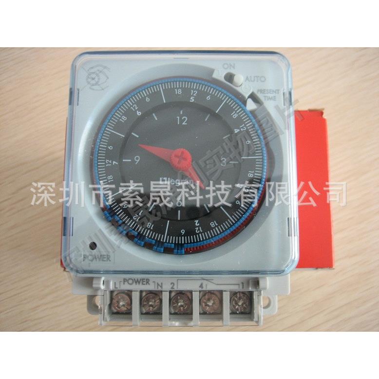 -已停产-Legrand 7天多功能定时开关649939