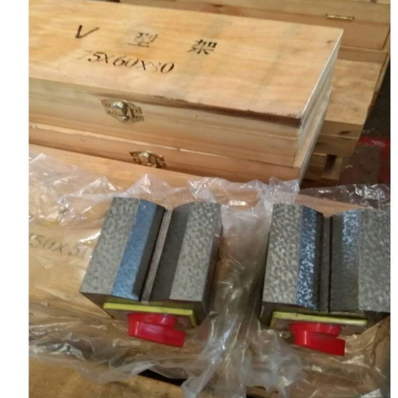 磁性v型铁 铸铁检验v型架 等高v形块 300*80*220 上下面磁力v型架