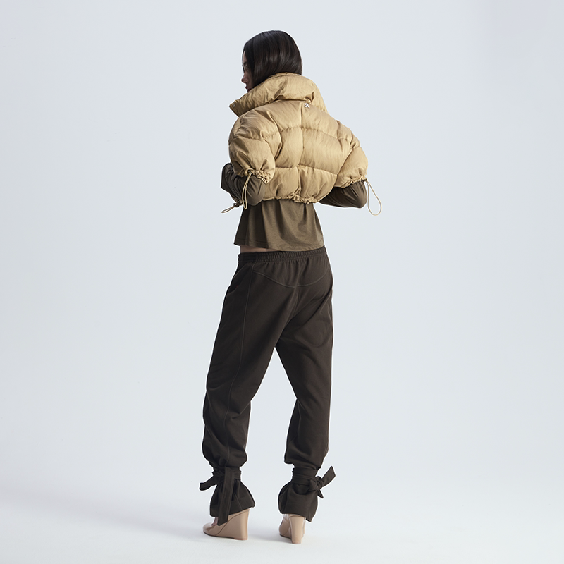 Ayrae 女士立领造型超短棉服外套