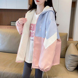 早春工装外套女春秋冬季2026新款加绒加厚风衣初高中学生大童棉服