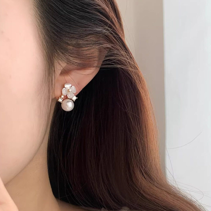 s925银针贝壳花朵珍珠耳环轻奢高级感耳钉女夏天小众耳坠耳饰批发