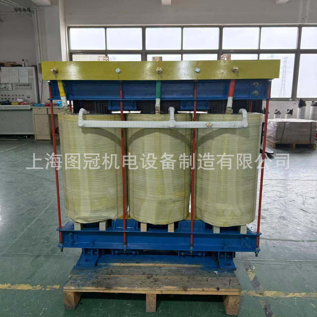 三相屏蔽隔离变压器380V变380V隔离工业抗干扰稳压电源设备