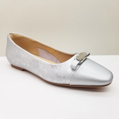 意尔康玛丽珍银色显瘦皮鞋女单