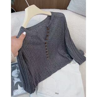 百搭纯色上衣 时尚 丽姐家 小木扣灰显瘦气质长袖