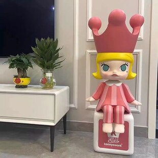 饰 M茉olly莉画家公主落地大摆件潮流手办网红家居客厅电视柜旁装