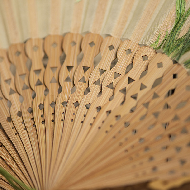 刺绣古风折扇女士汉服绣花团扇中国风随身便携折叠夏真丝苏绣扇子