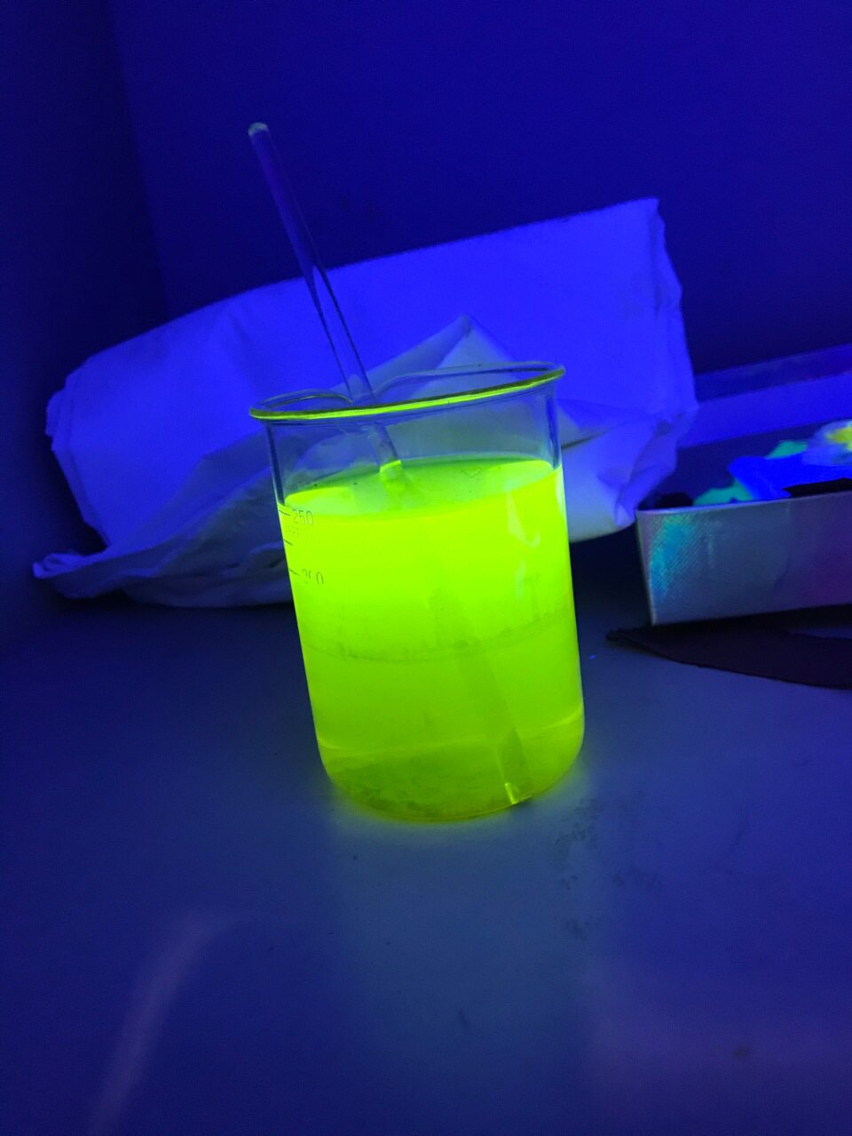 亨斯曼托拉司TERASIL黄8GFF  分散荧光黄8GFF具有很好的升华牢度