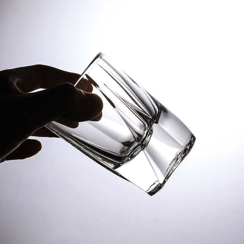 钢化玻璃啤酒杯酒吧专用KTV八角杯加厚底圆形威士忌杯2两杯整箱