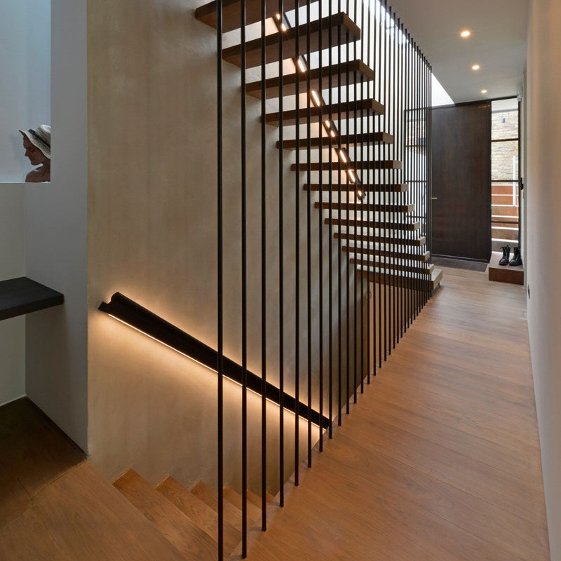 网红楼梯智能感应跑马追光流水线性形灯扶手流动LED灯带光铝卡槽