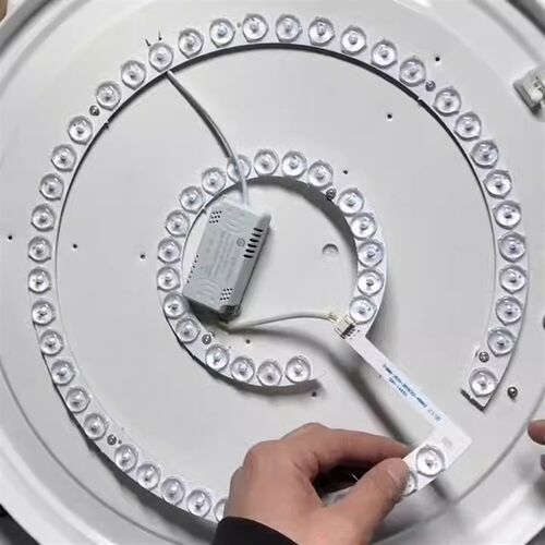 LED风扇灯及吸顶灯卧室led灯芯三色变光透镜光源灯片灯贴超亮圆形