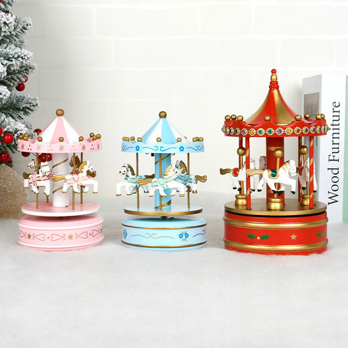 圣诞节装饰用品木质旋转木马音乐盒摆件桌面圣诞儿童礼物小房子