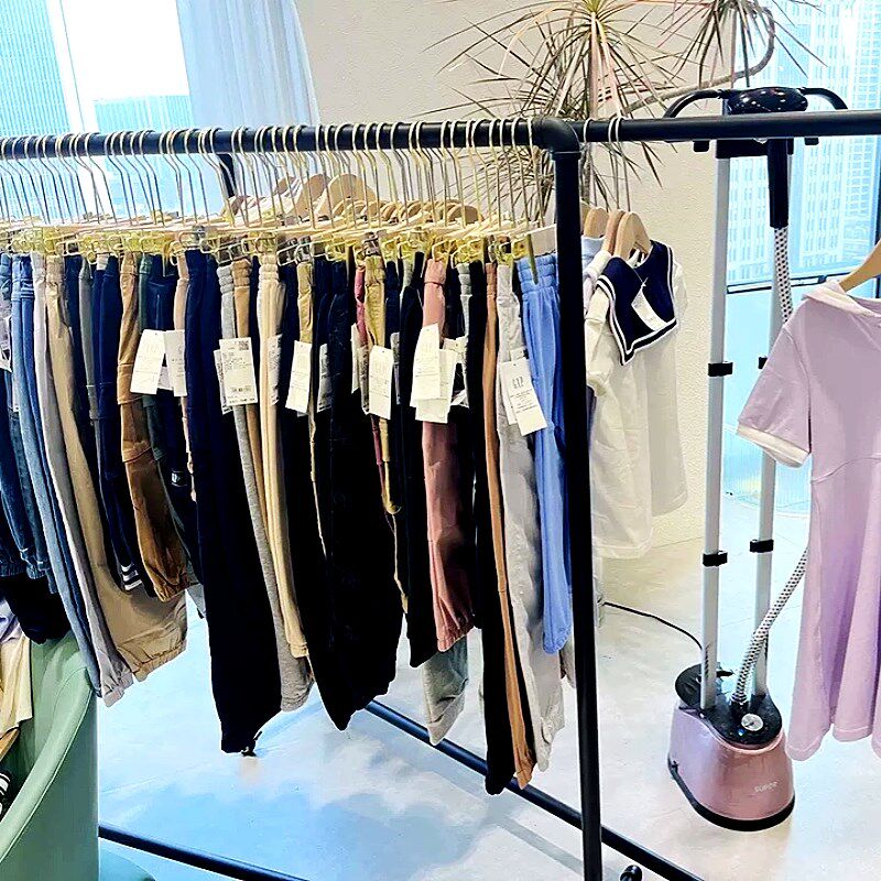 服装店展示架落地式挂衣架黑色带轮水管架铁艺复古龙门架衣服货架