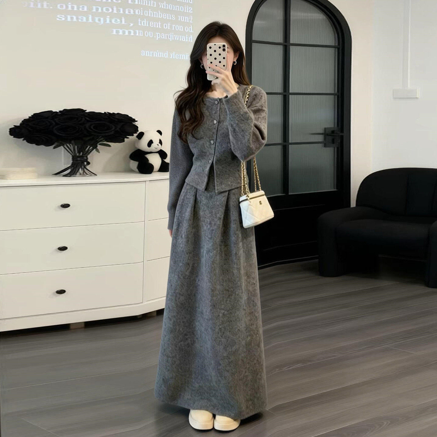 韩系巨好看穿搭一整套2026新款灰色毛衣针织连衣裙女早春长裙套装