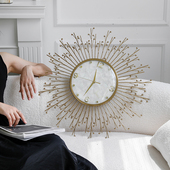 高级感轻奢彩贝壳壁钟创意金叶装 饰挂钟现代简约家用客厅静音时钟