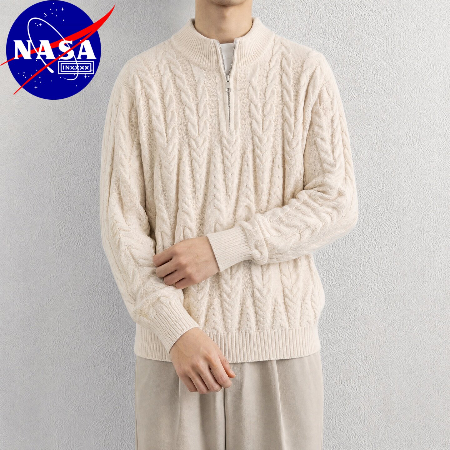 NASA联名复古粗针立领男针织衫