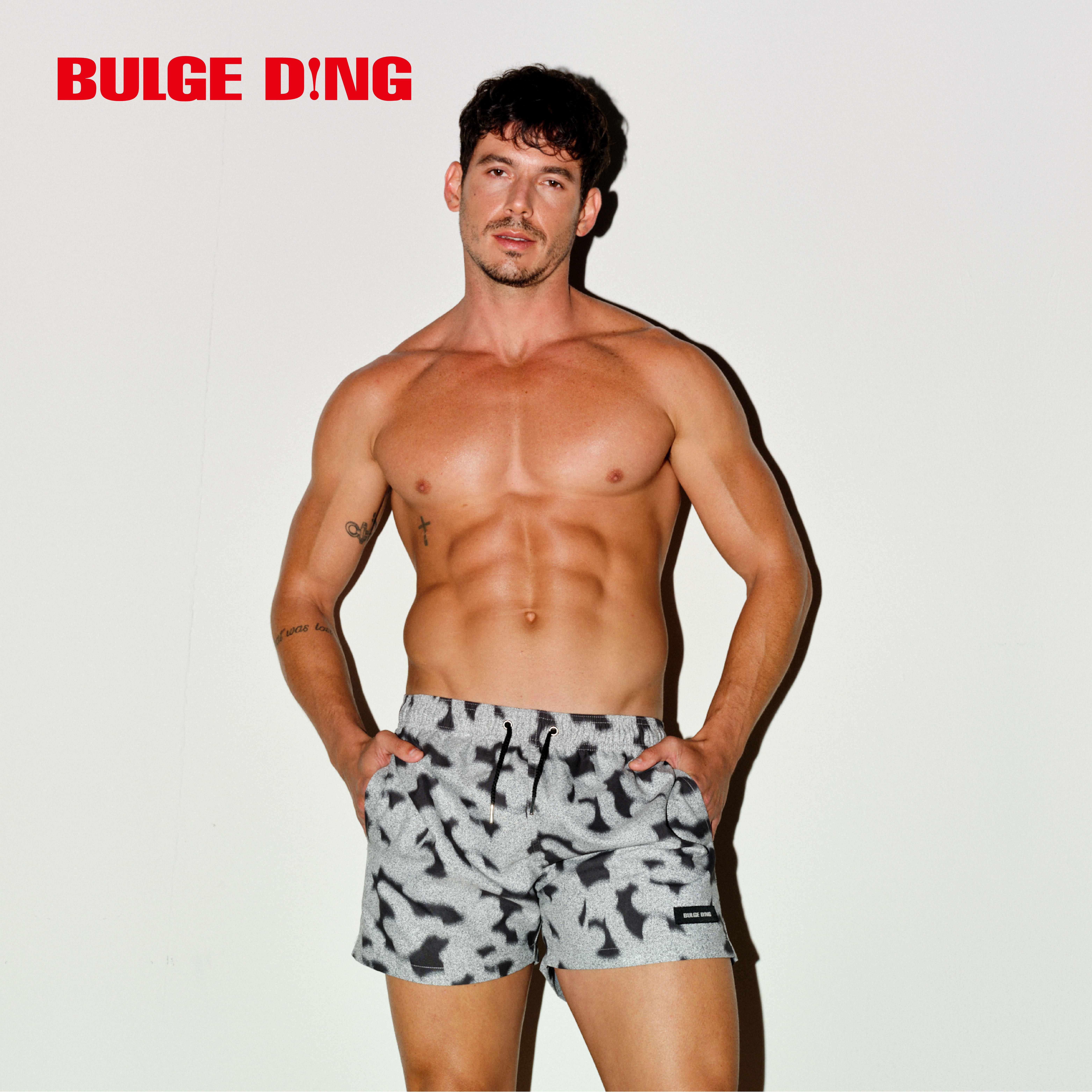 BULGEDING痕迹印花宽松黑色沙滩裤运动短裤速干泳裤透气休闲户外