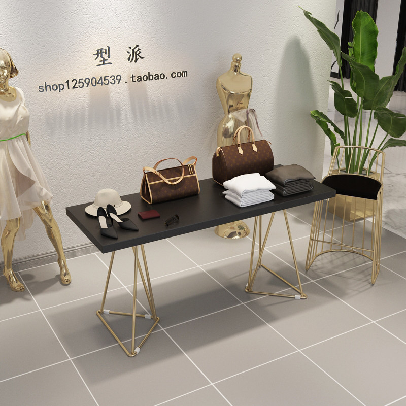 北欧服装店展示桌鞋架包包展示桌橱窗置物架中岛桌高低流水台展示