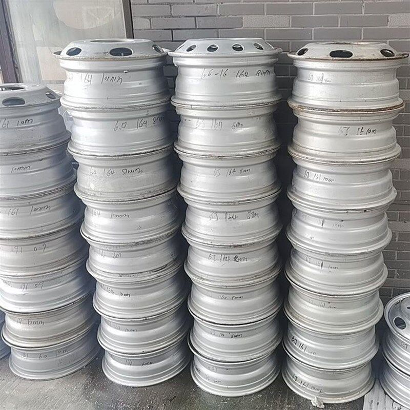 全新拆车原车钢圈700/750轮胎货车钢圈汽车轮毂真空轮毂五孔六孔