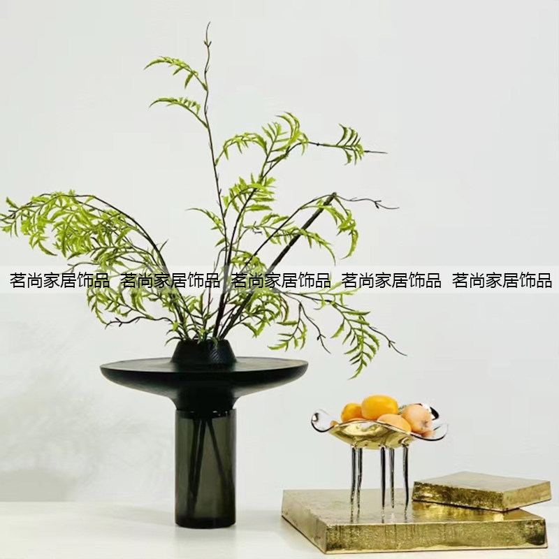 轻奢风样板间木质飞碟花器客厅茶几金色方块摆件餐厅银色小果盘