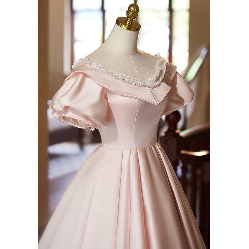 粉色缎面出门女party2024新款夏季小个子小众高级感订婚婚纱礼服