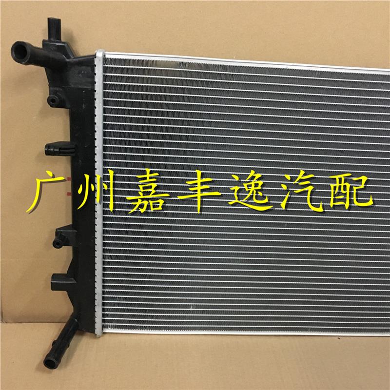适用于汽车朗逸新速腾1.4T 1.8T涡轮增压中冷器小水箱