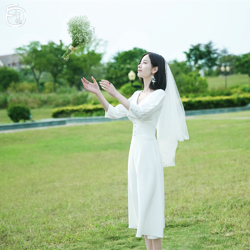 【白小仙】法式简约轻婚纱2021新款新娘出门纱旅拍森系领证礼服夏
