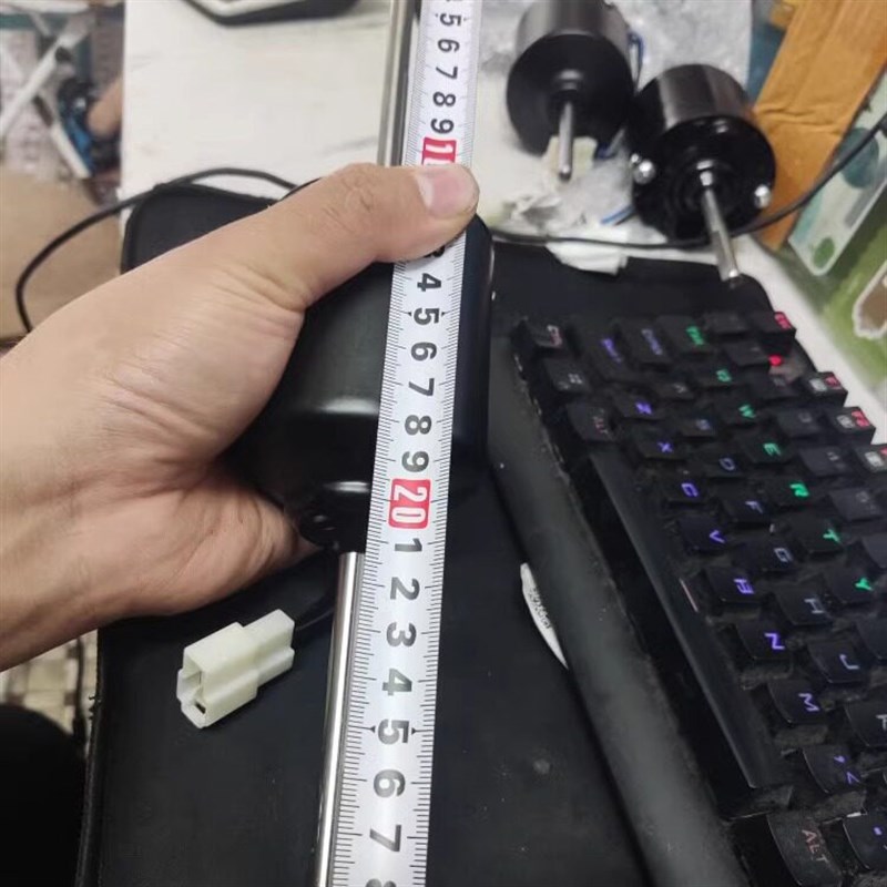 24V汽车空调鼓风机电机404蒸发器挂机风口马达驻车空调风扇轴长29